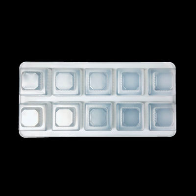 39000m2 d'aire de production personnalisée huit sections plateau à ampoules en PP pour mini gâteau