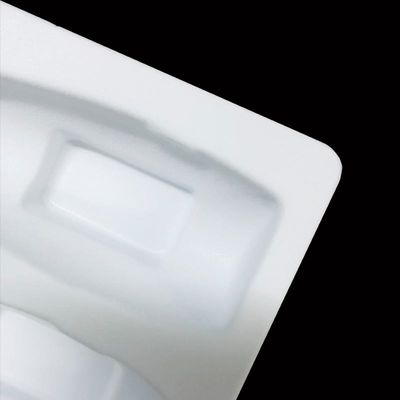 Boîte de collage en PVC blanc personnalisée MOQ 10000 pcs pour l'emballage personnalisé du kit de soins de la peau