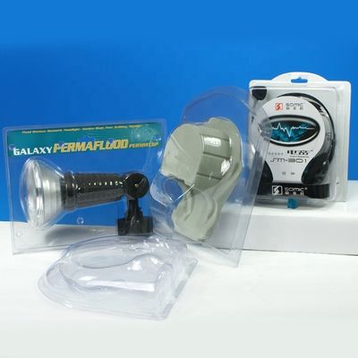 Plateau intérieur en ampoules de taille personnalisée pour l'emballage d'accessoires électroniques antistatiques